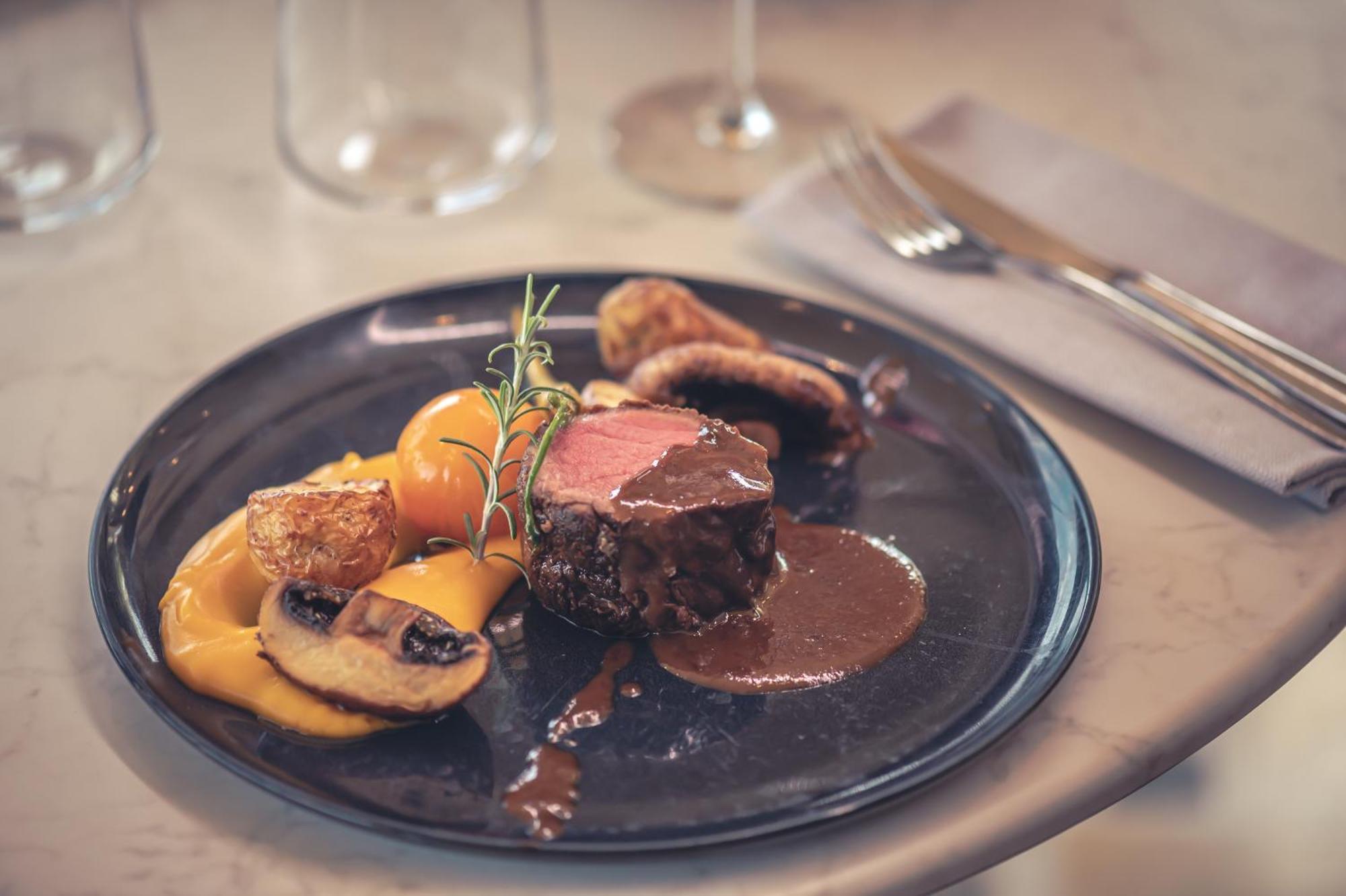 Logis Hotel Restaurant Le Plantevin Propiac Dış mekan fotoğraf