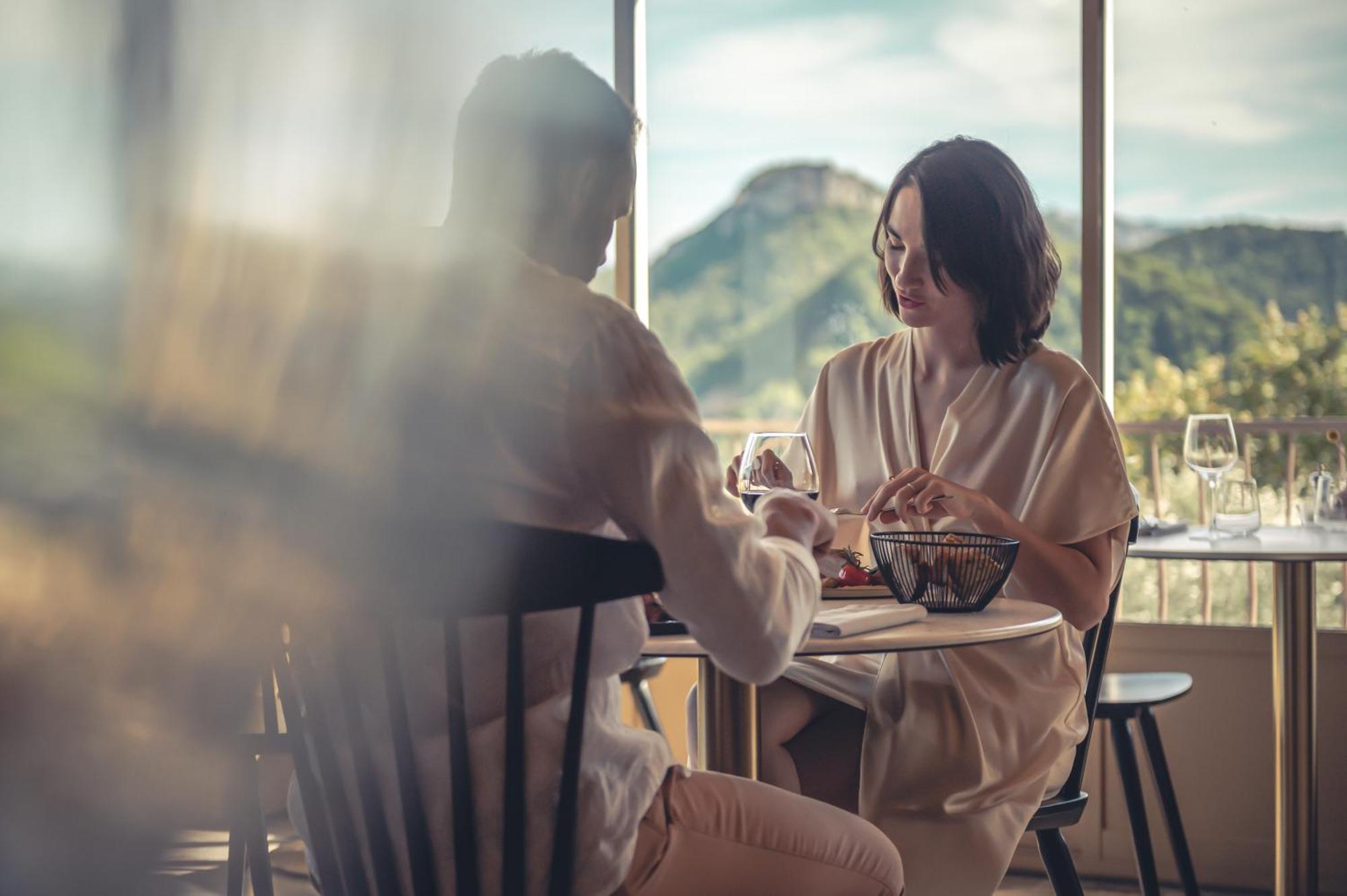 Logis Hotel Restaurant Le Plantevin Propiac Dış mekan fotoğraf
