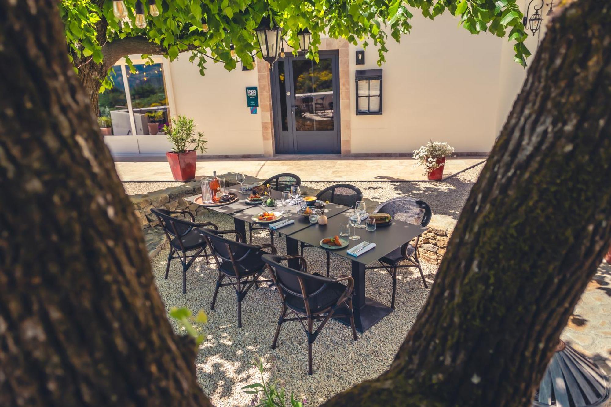 Logis Hotel Restaurant Le Plantevin Propiac Dış mekan fotoğraf